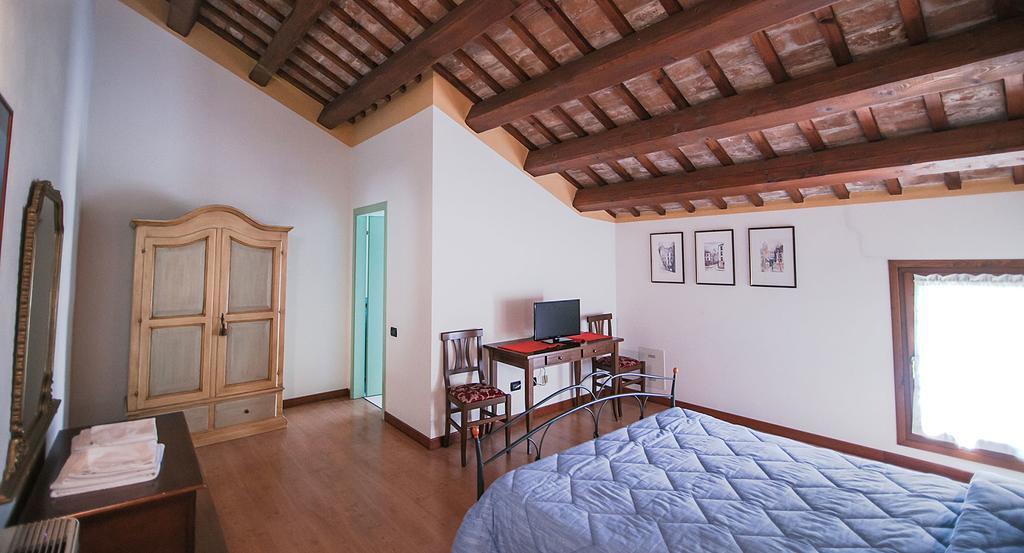 Agriturismo Principe Pio Vila Crespino Exterior foto